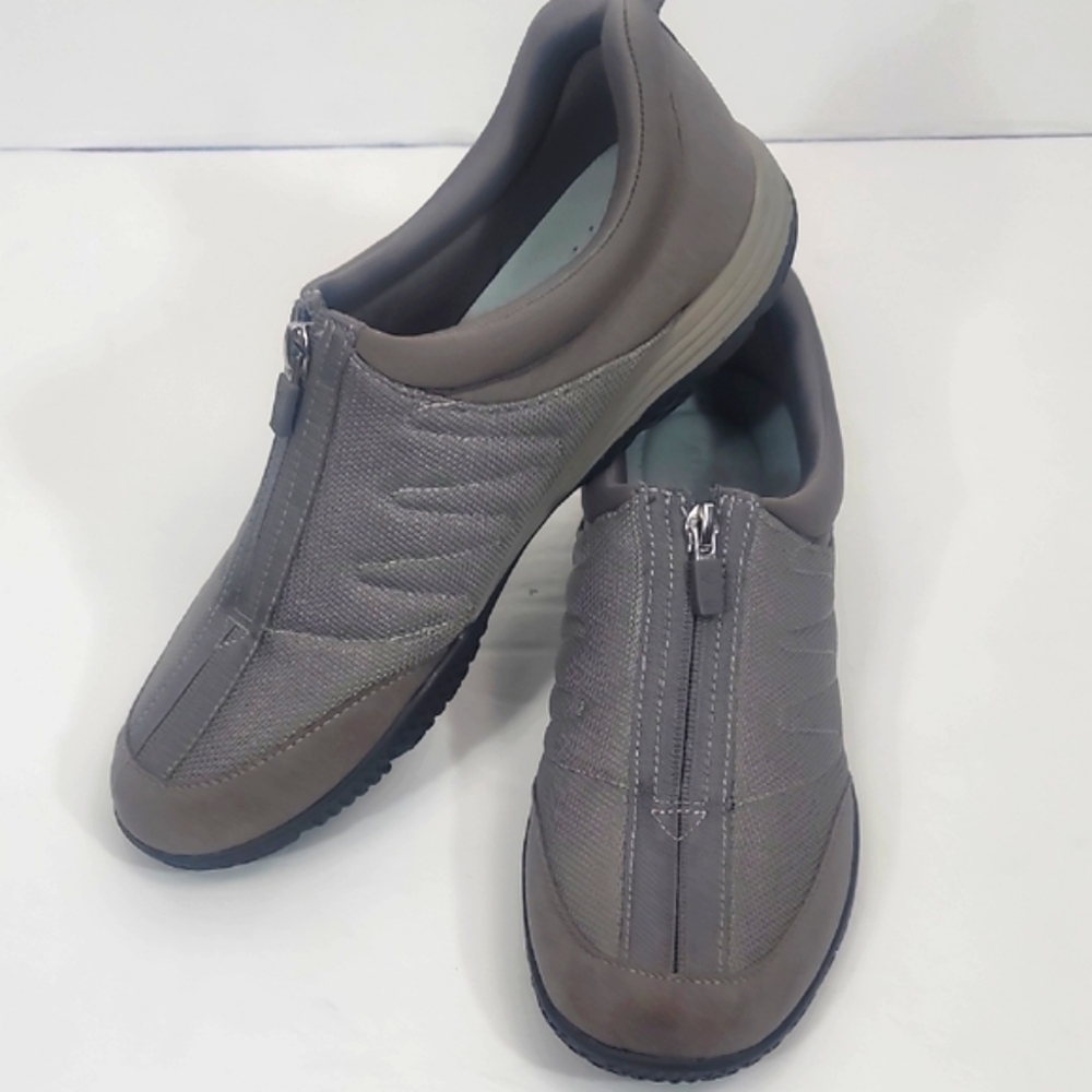 Easy Spirit Gray Women's Non-Slip Slip-On Laceless Loafers